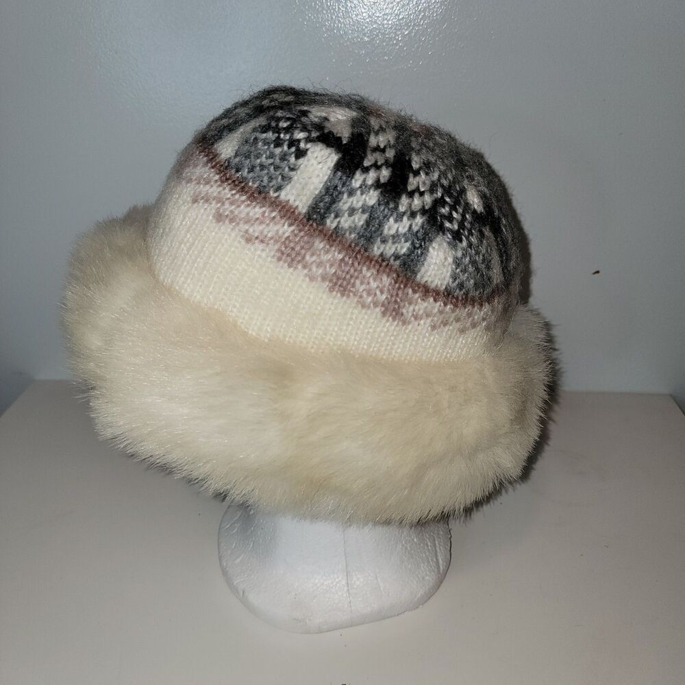 Aris Fur/Knit Hat One Size Soft Warm Winter Cap Womens